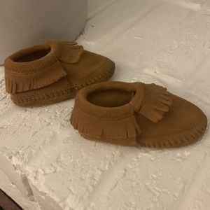 Minnetonka Baby Suede Fringe Booties